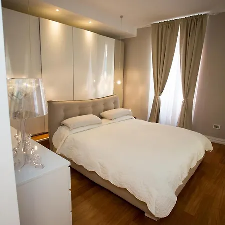 Apartment Luxury Dandy House *