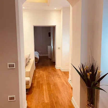 Apartment Luxury Dandy House
